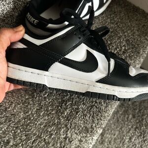Nike Women’s  Black/White Low-Top Sneakers